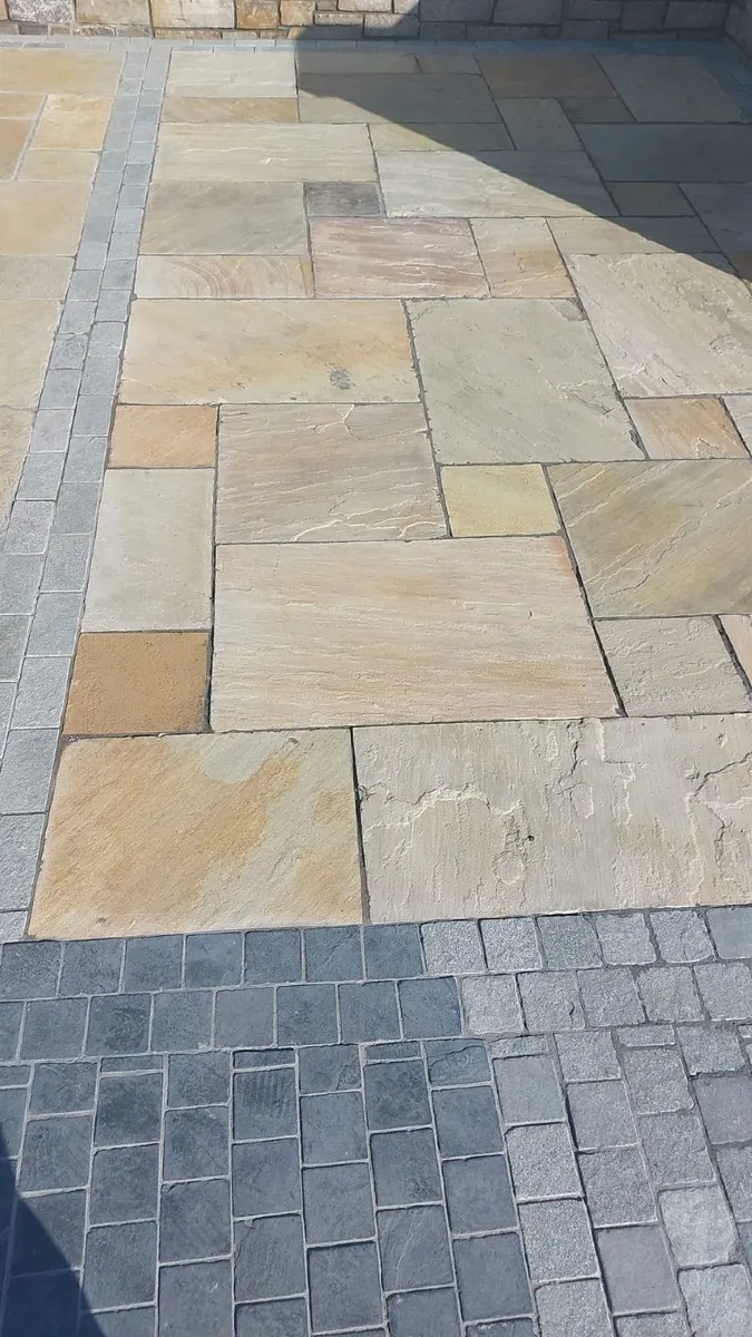 Mint Sandstone Paving - Image 4