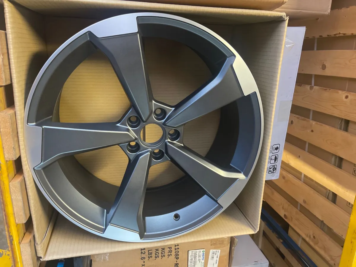 •• FK SALE 22 •• 19” ttrs  RS grey  5x112