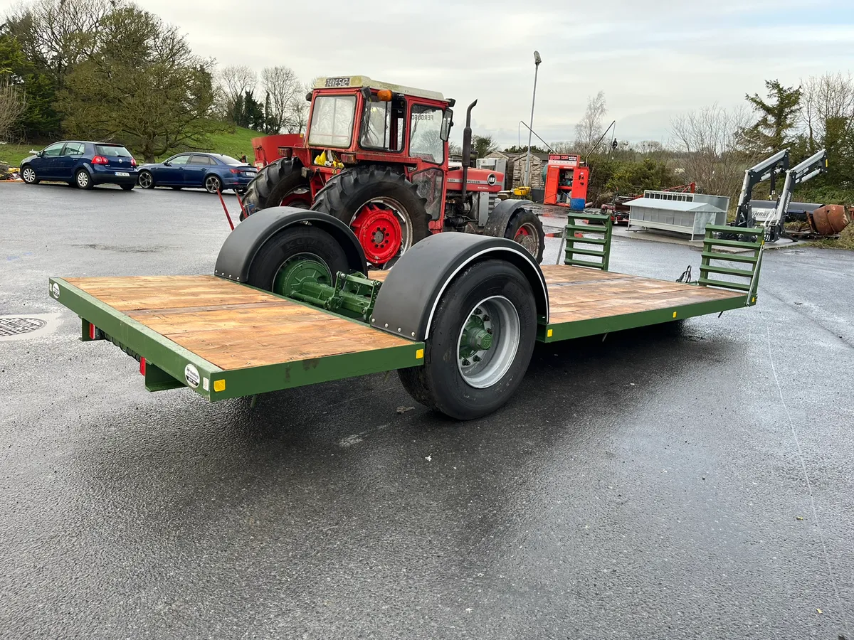 Lowloaders - Image 1