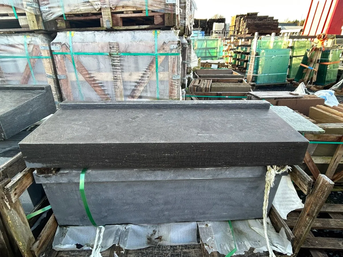 Blue / Black Limestone Sills - Image 3