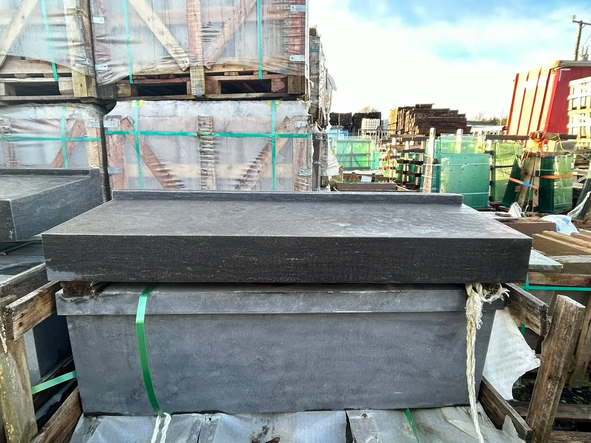 Blue / Black Limestone Sills - Image 4