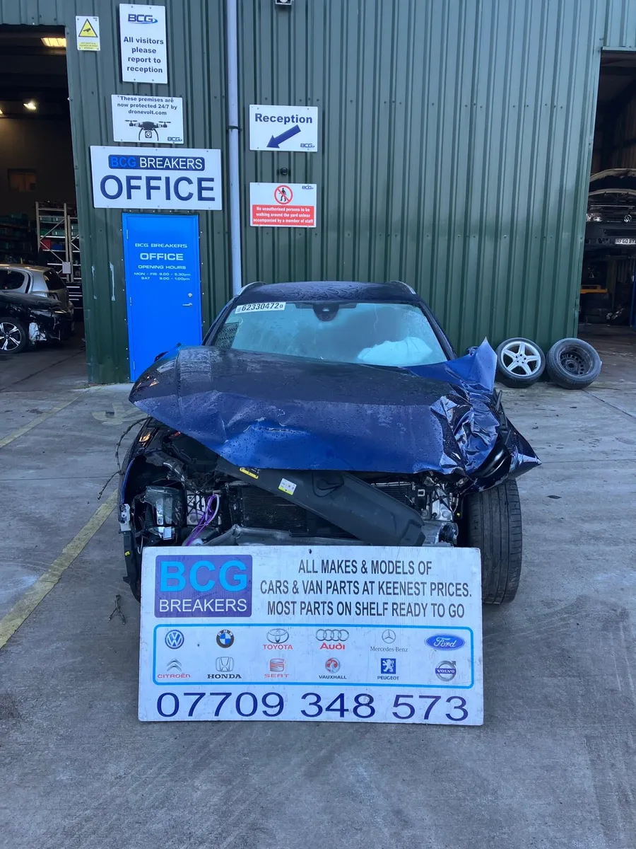 2020 Audi a4 parts breaking - Image 1