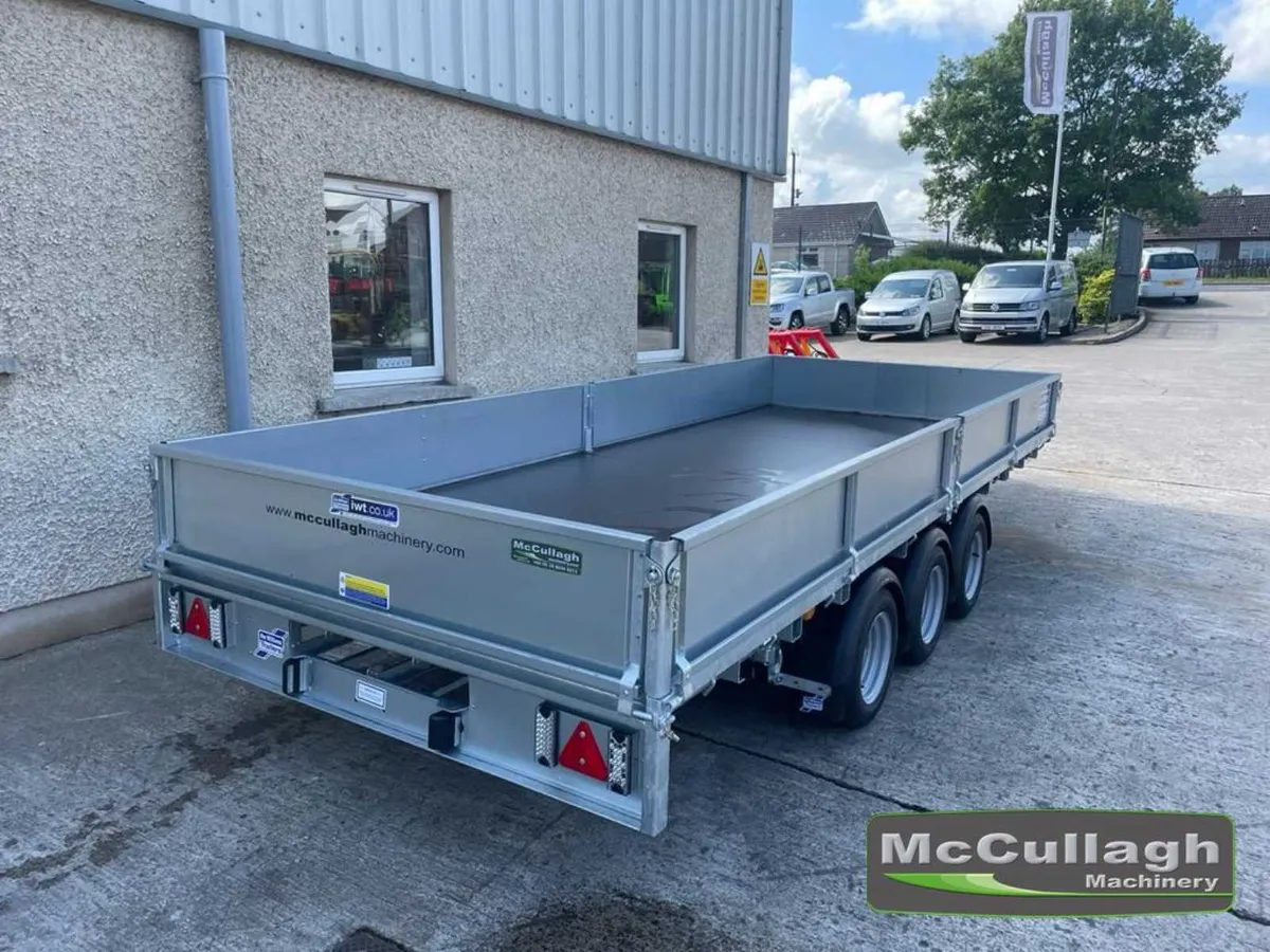 New Ifor Williams LM166 Tri-Axle Flatbed Trailer - Image 3