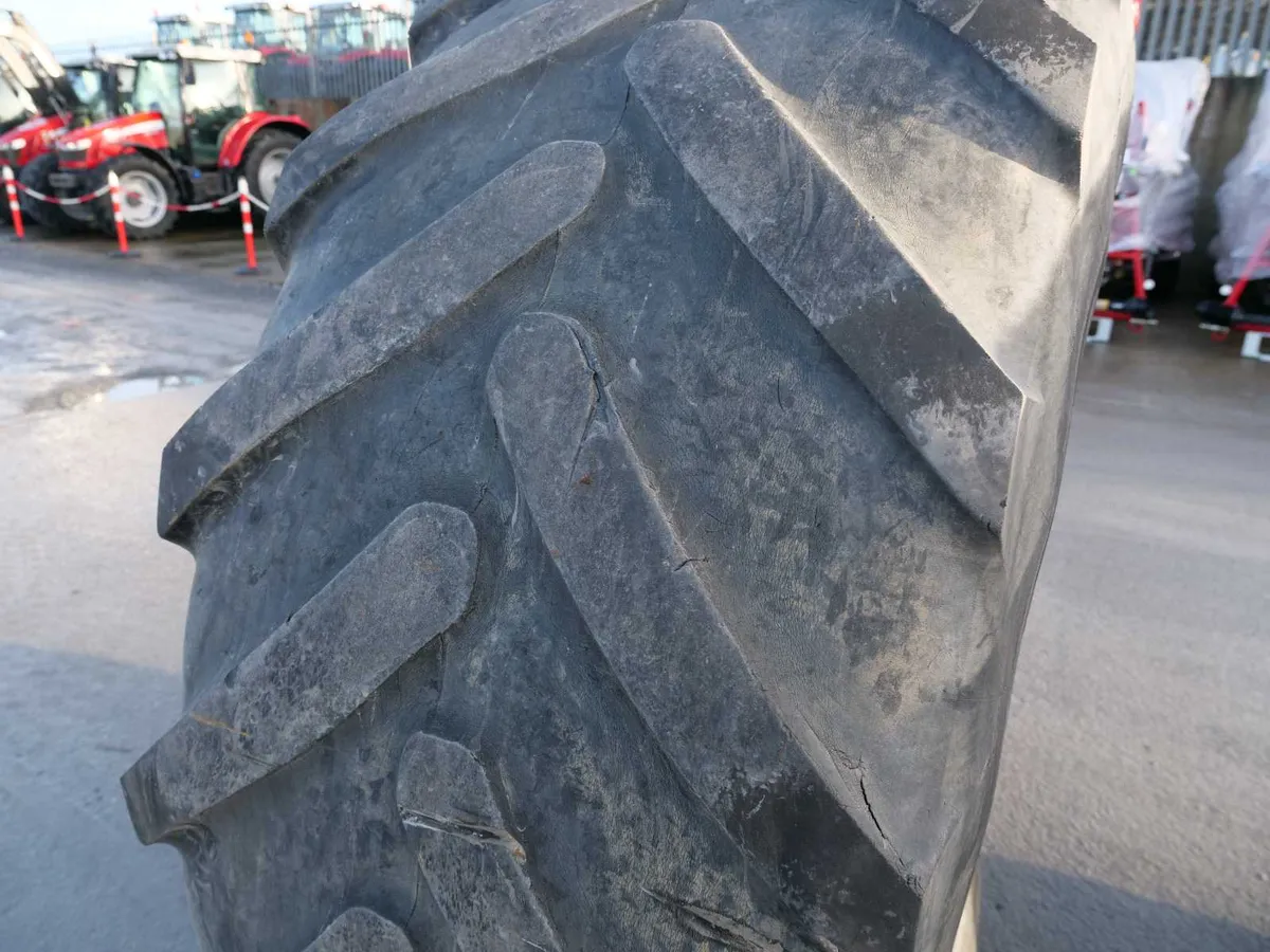 TYRES MICHLIN 650X65X38 - Image 2