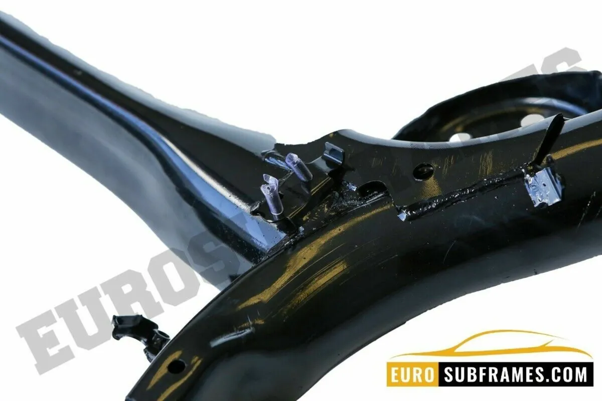 New Toyota Auris 2006-2013 Rear Axle 42101-12171 - Image 3