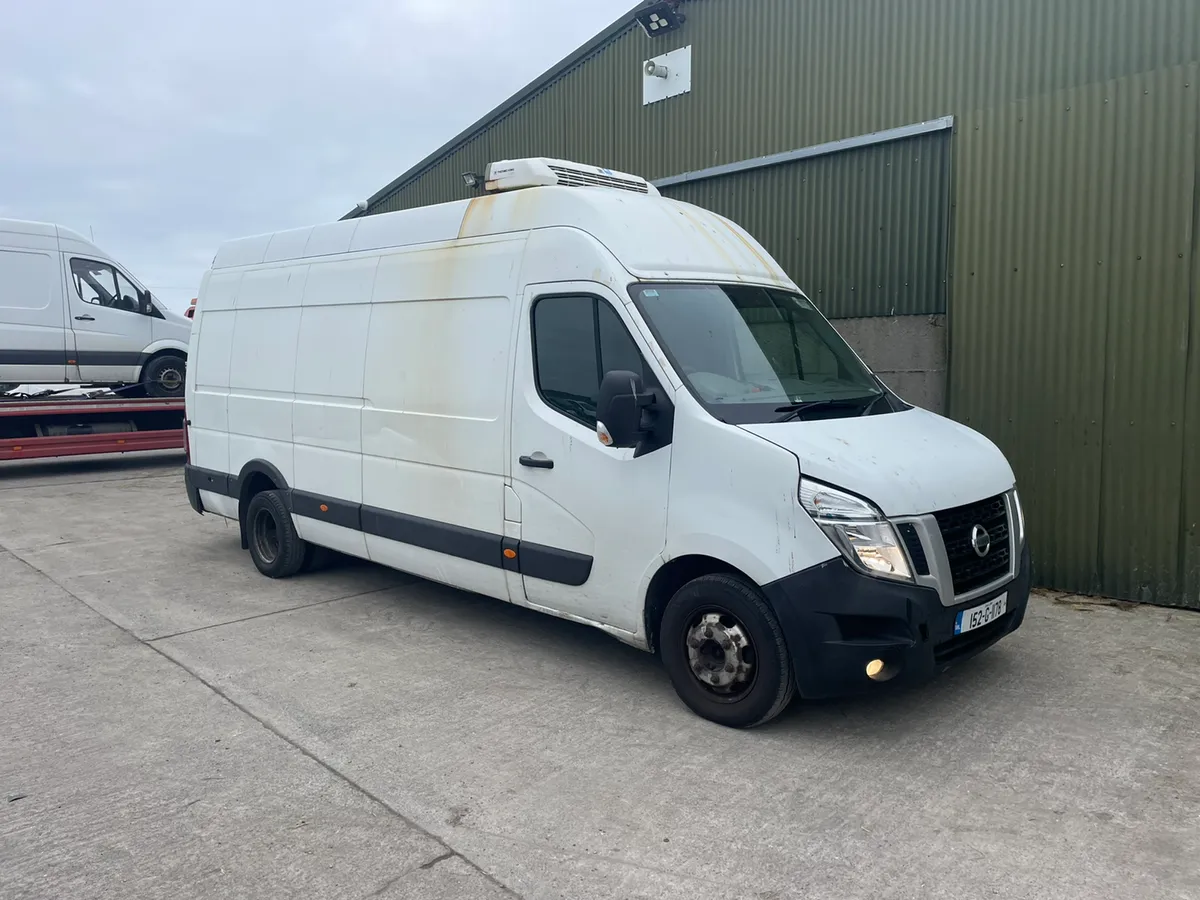 152 Nissan nv400 2.3 rwd for dismantling