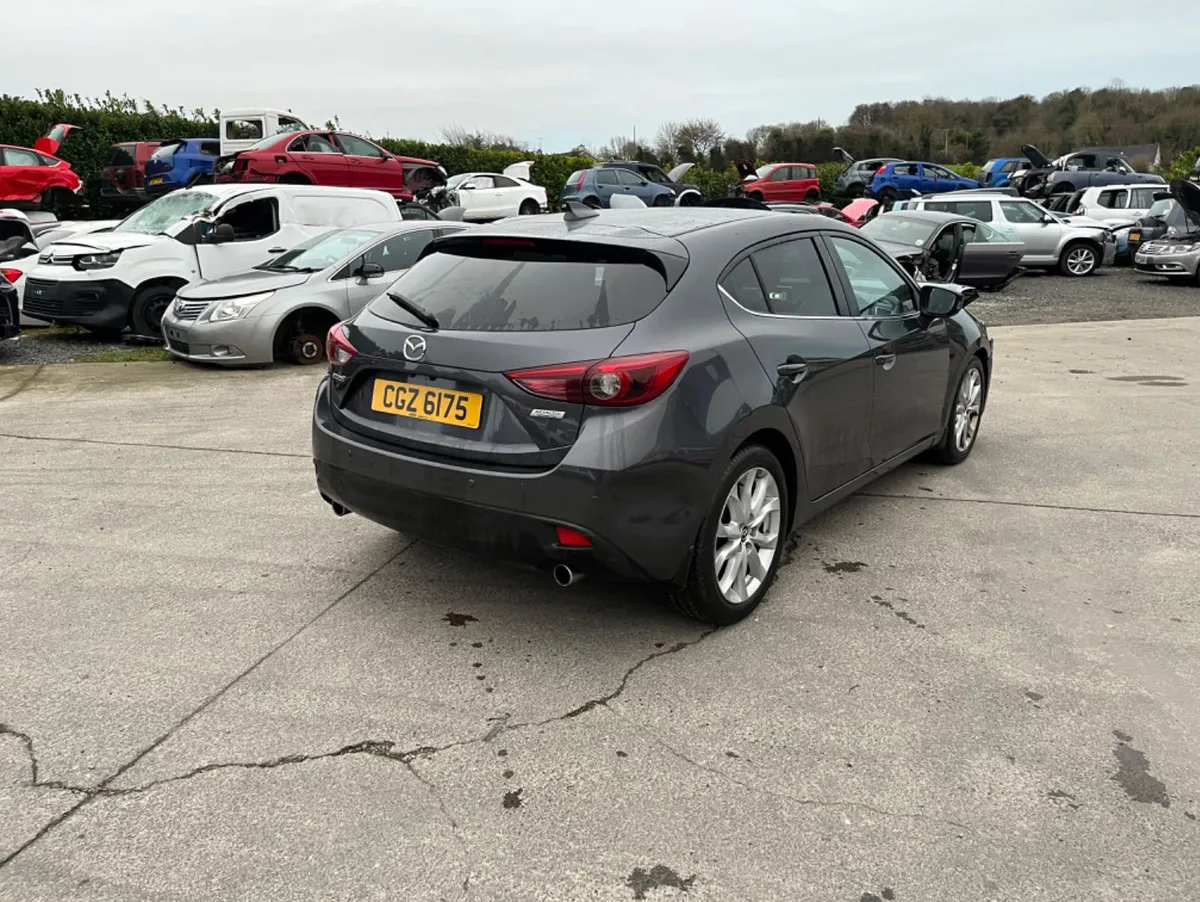 2016 Mazda 3 sport Nav  2.2 DSL - Image 4