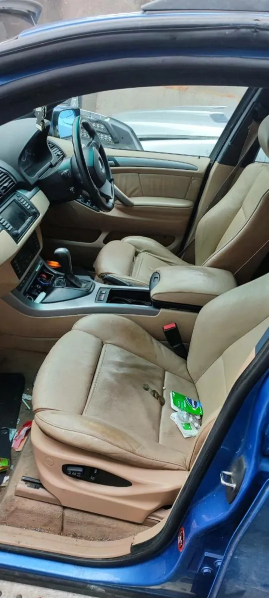 Bmw X5 Breaking - Image 3