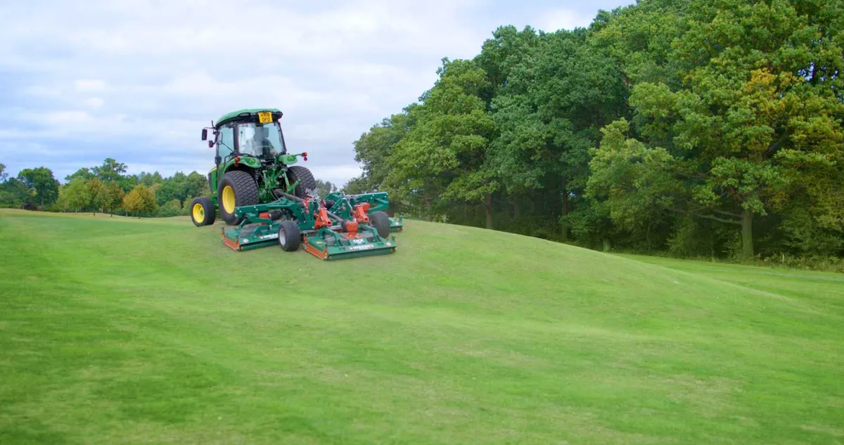 *EX DEMO***Wessex Proline CRX-320 Golf Rough Mower - Image 4