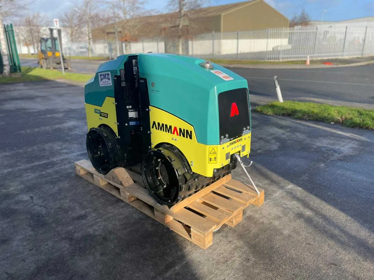 AMMANN ARR 1575 TRENCH ROLLER (Remote Controlled) - Image 4