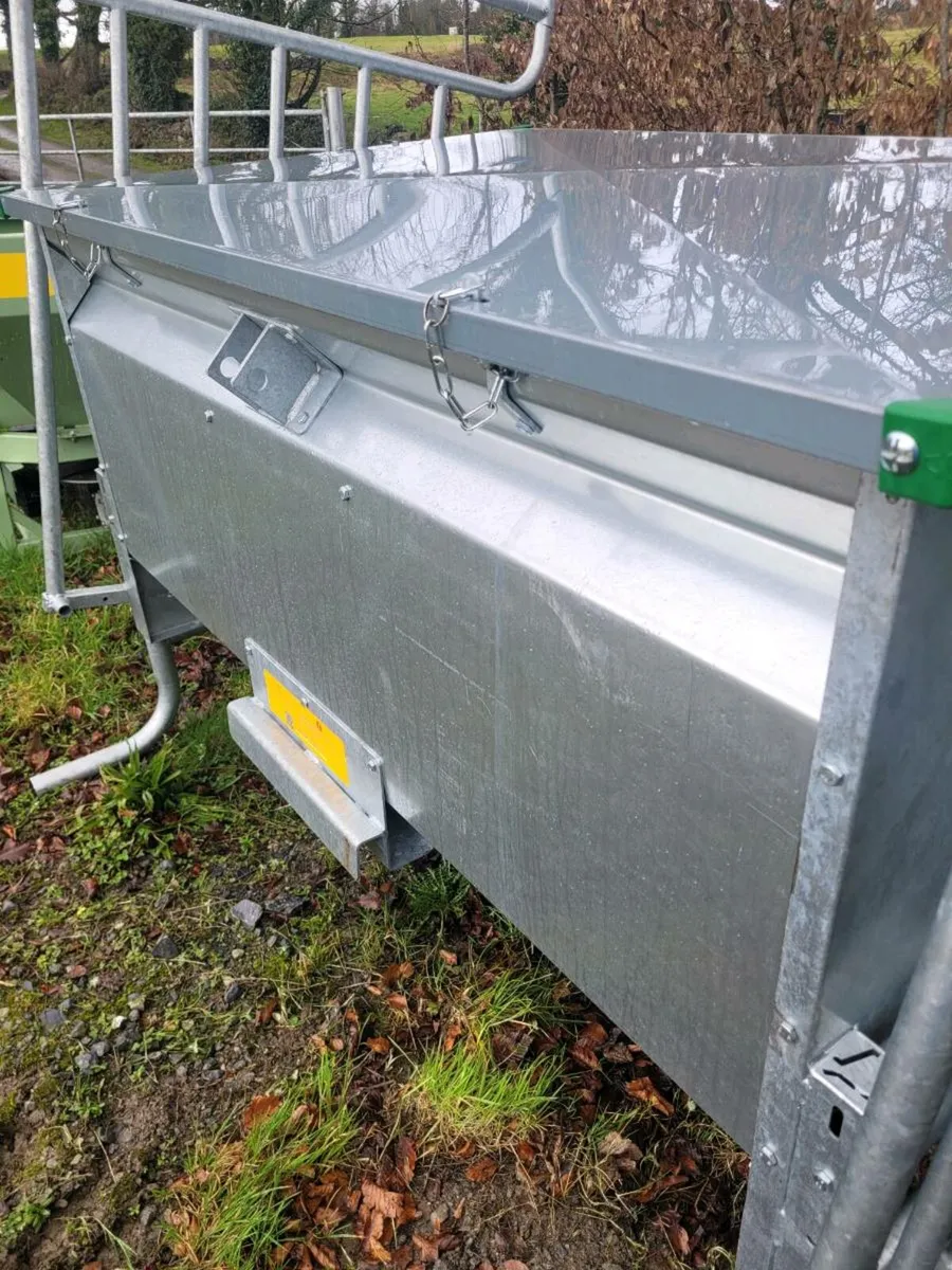 Jourdain Creep Feeder - Image 3