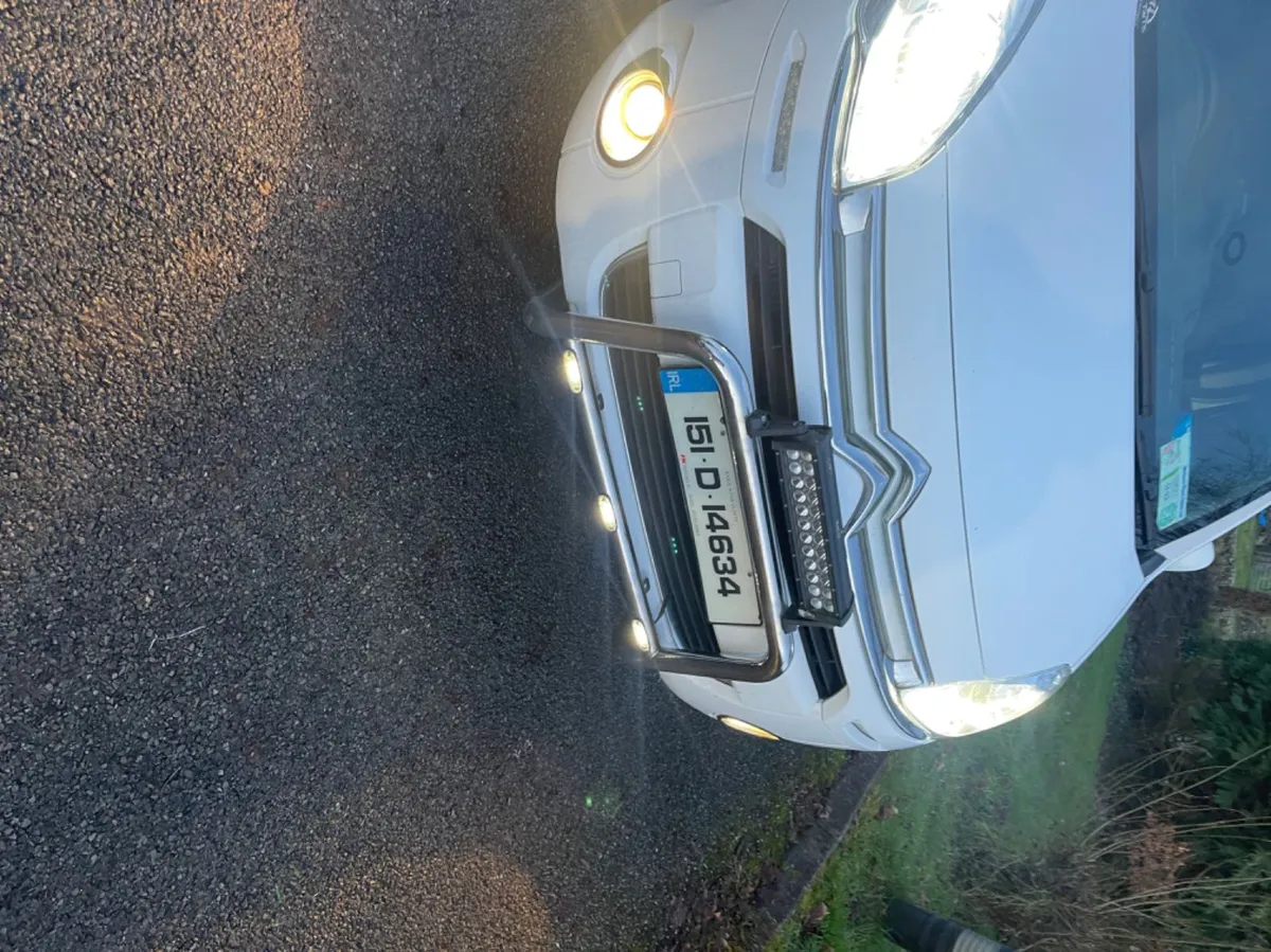 Upgrade to ultimate ice white LED headlights - Image 3