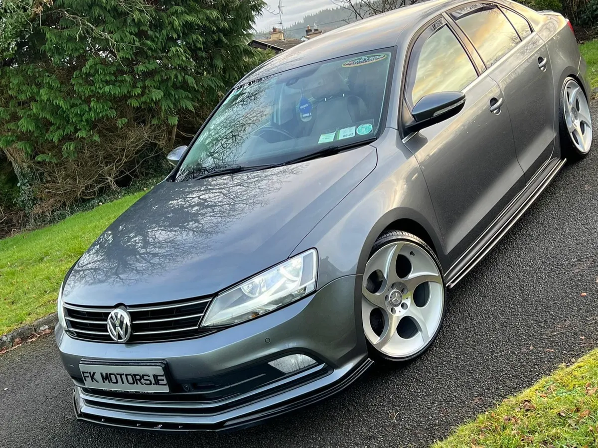 Upgrade to ultimate ice white LED headlights - Image 4