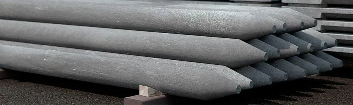 Plastic Fencing Post - Garden Stakes - Image 1