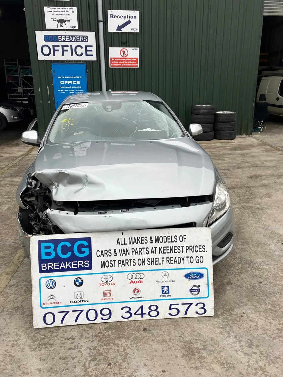 2015 Volvo s60 2.0 diesel parts breaking - Image 1