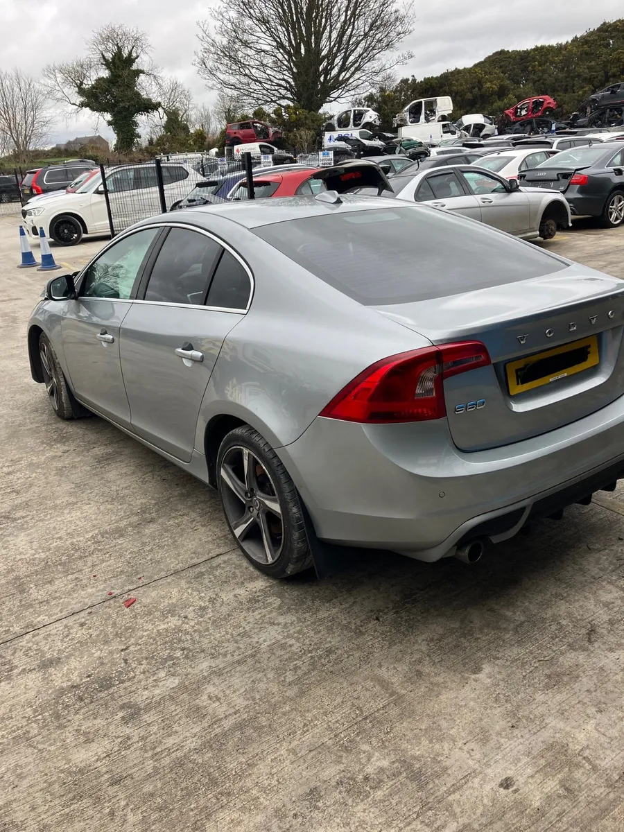 2015 Volvo s60 2.0 diesel parts breaking - Image 2