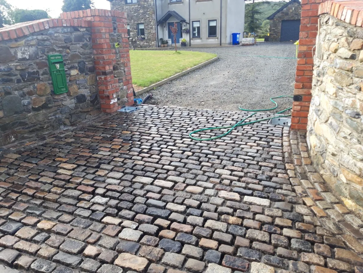 KERBING- Cobbles, HUGE Variety - Image 4