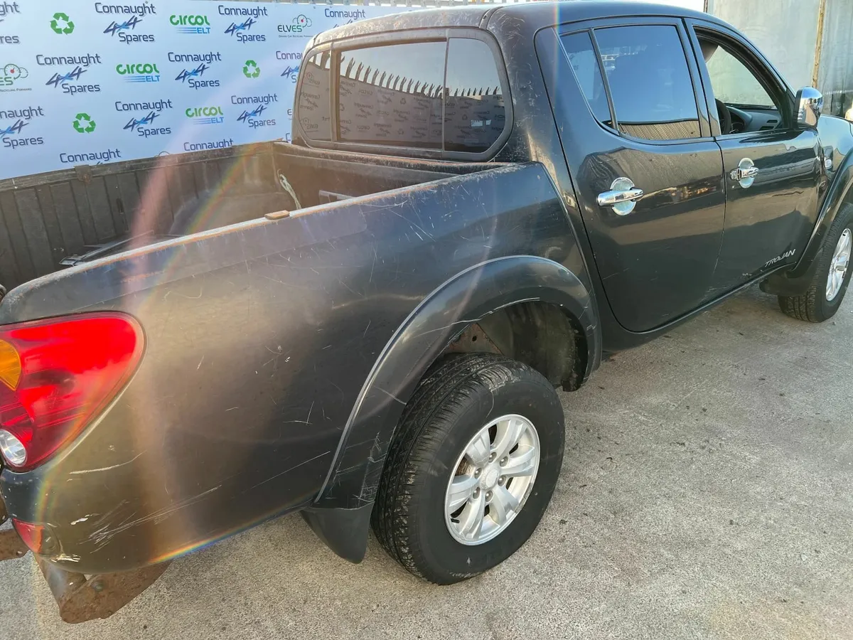 2010 MITSUBISHI L200 JUST IN FOR BREAKING - Image 4