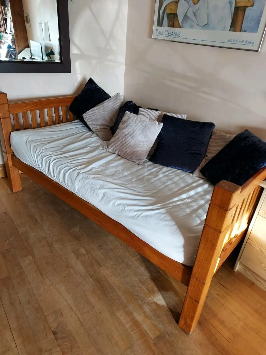 SOLID OAK Day Bed, Sofa - Image 1
