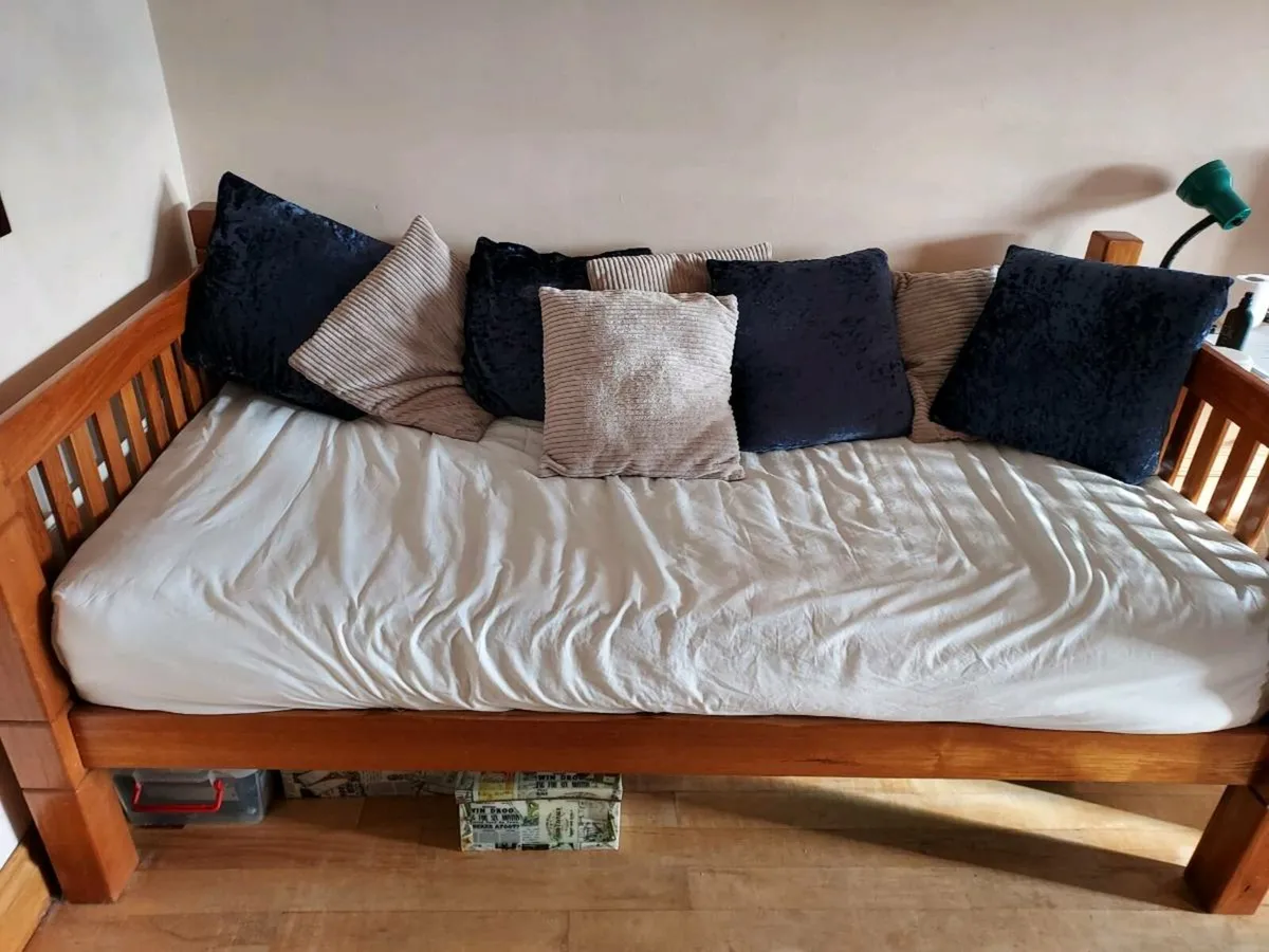 SOLID OAK Day Bed, Sofa - Image 2