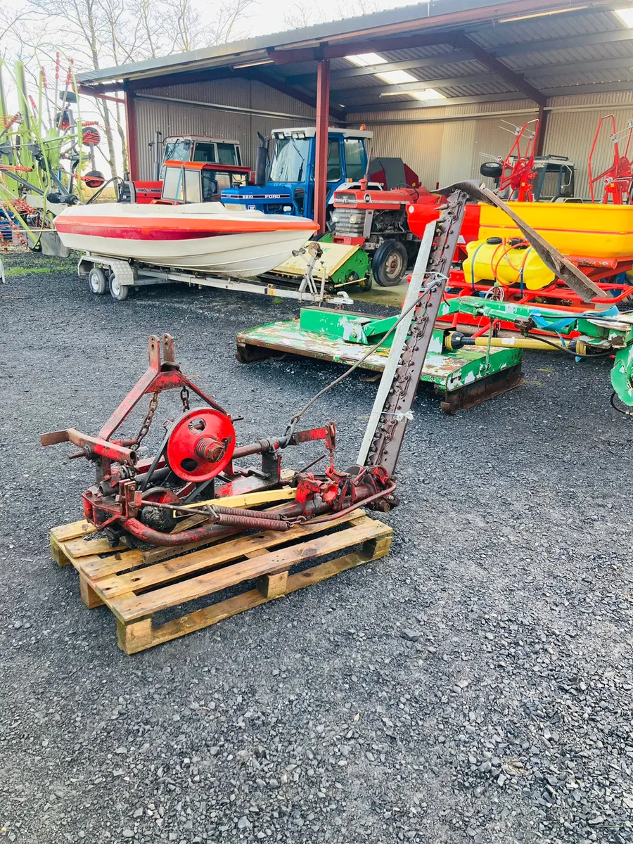 International Fingerbar - Image 1