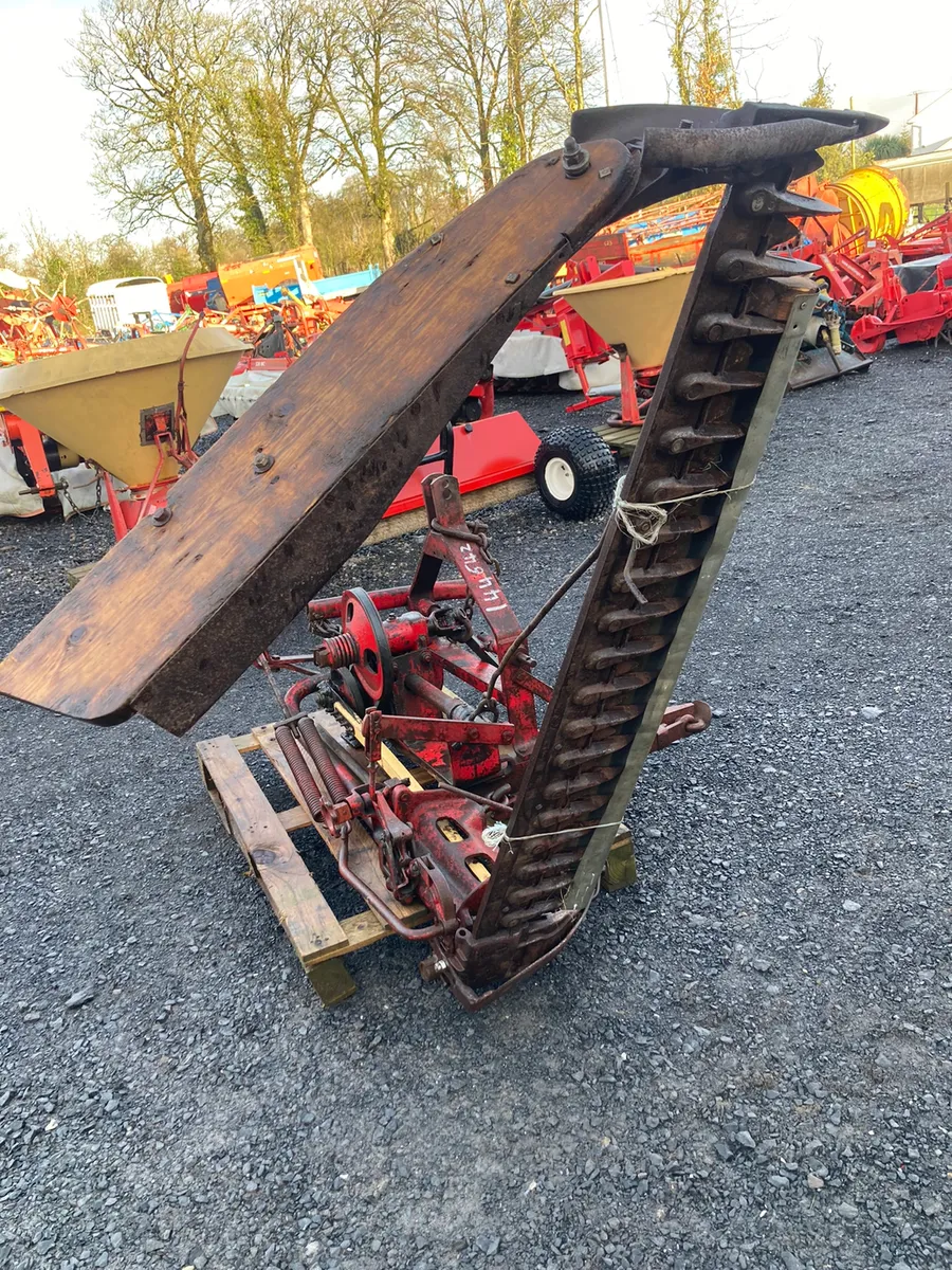 International Fingerbar - Image 2