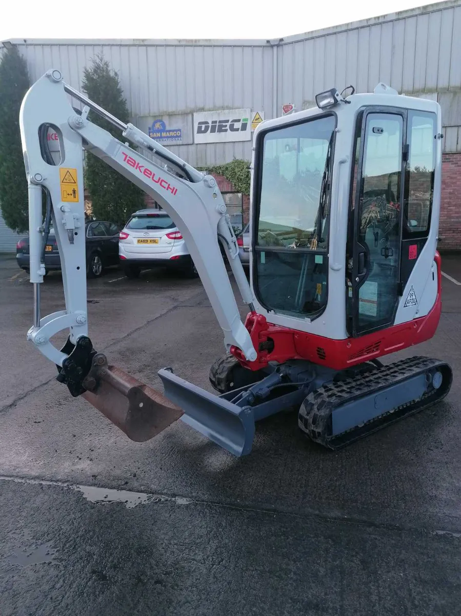 Takeuchi TB216 cab #14004407 - Image 2