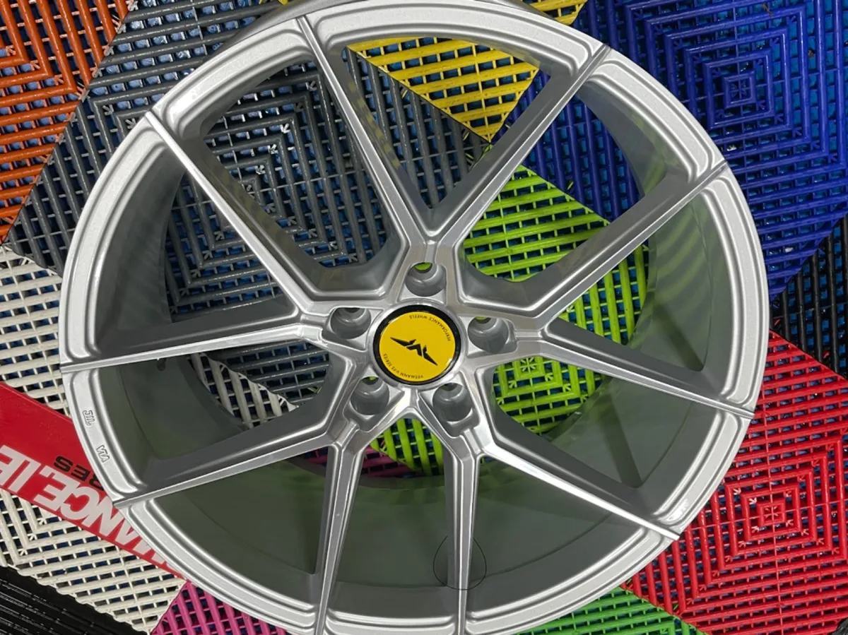 20” bmw f10 f30 f32 5x120 staggered - Image 2