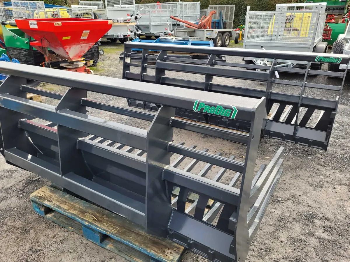 Stone rake - Image 2