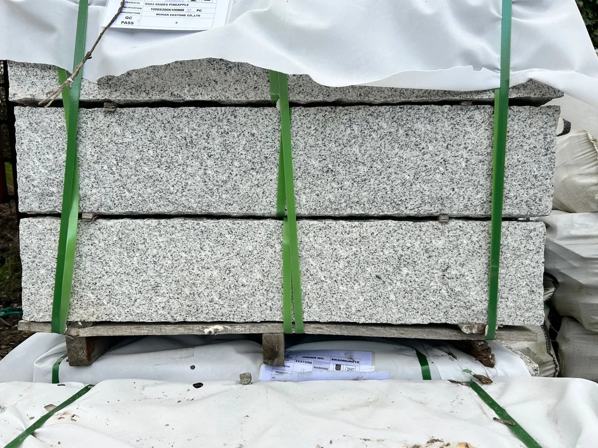 Large Granite Kerbs - Image 2