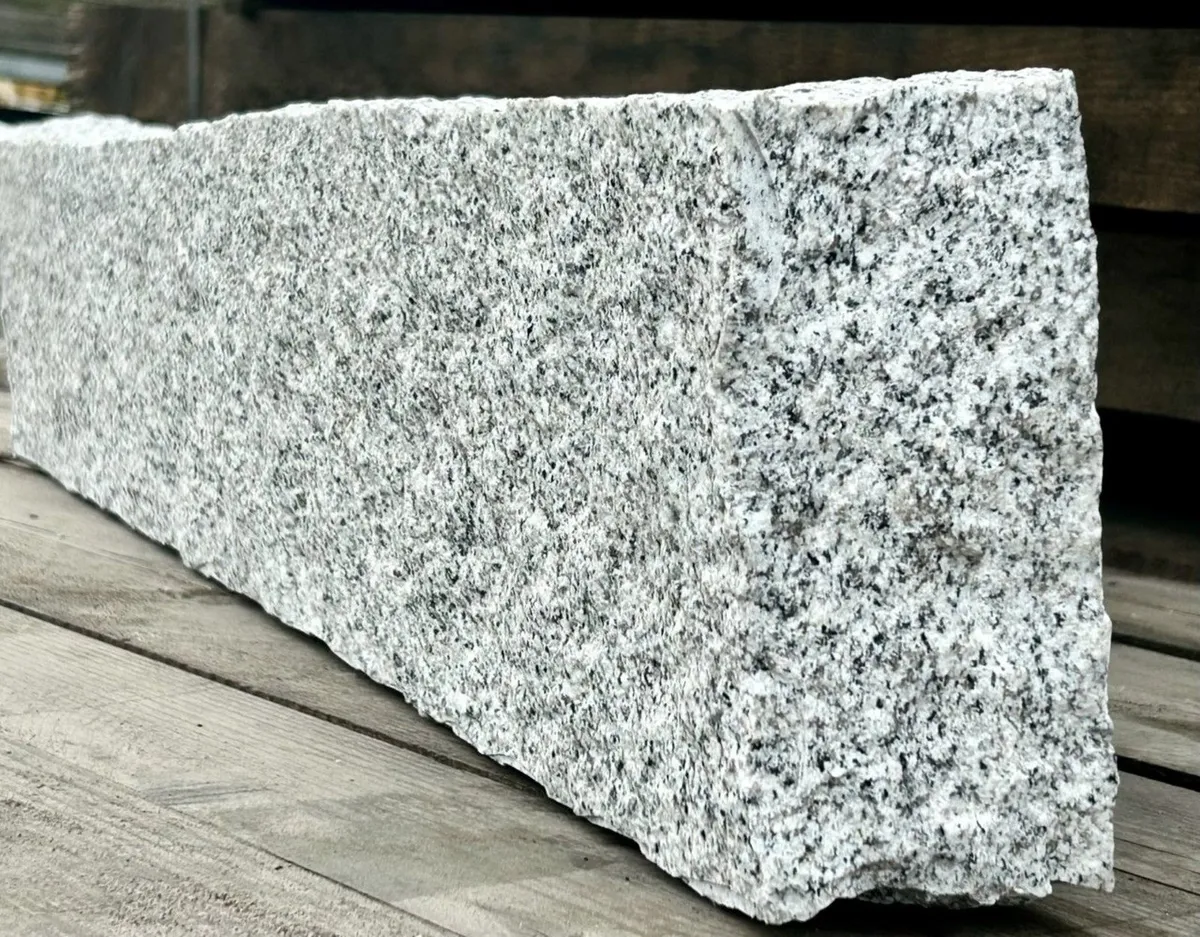 Large Granite Kerbs - Image 1