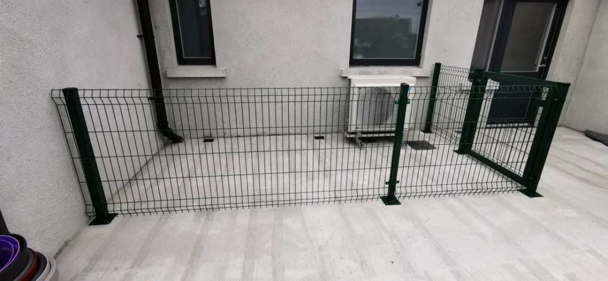 Security fencing. 5mm. Dog Run. Gates. FENSER. - Image 1