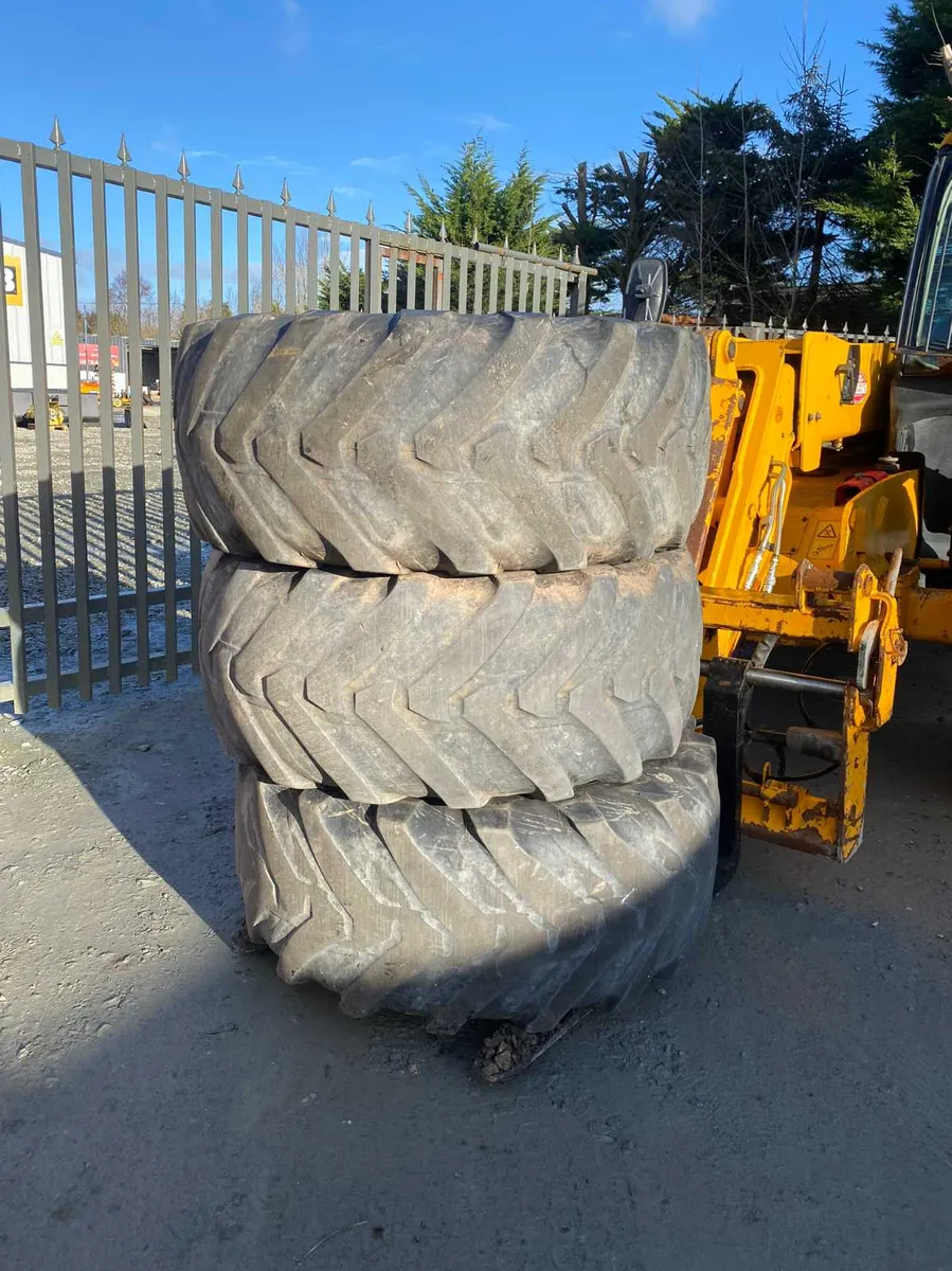Jcb tm300 tm310 tm320 wheel rims - Image 2