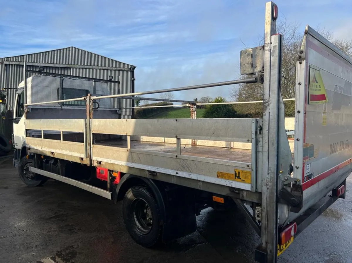 18F flat Dropside with taillift - Image 2