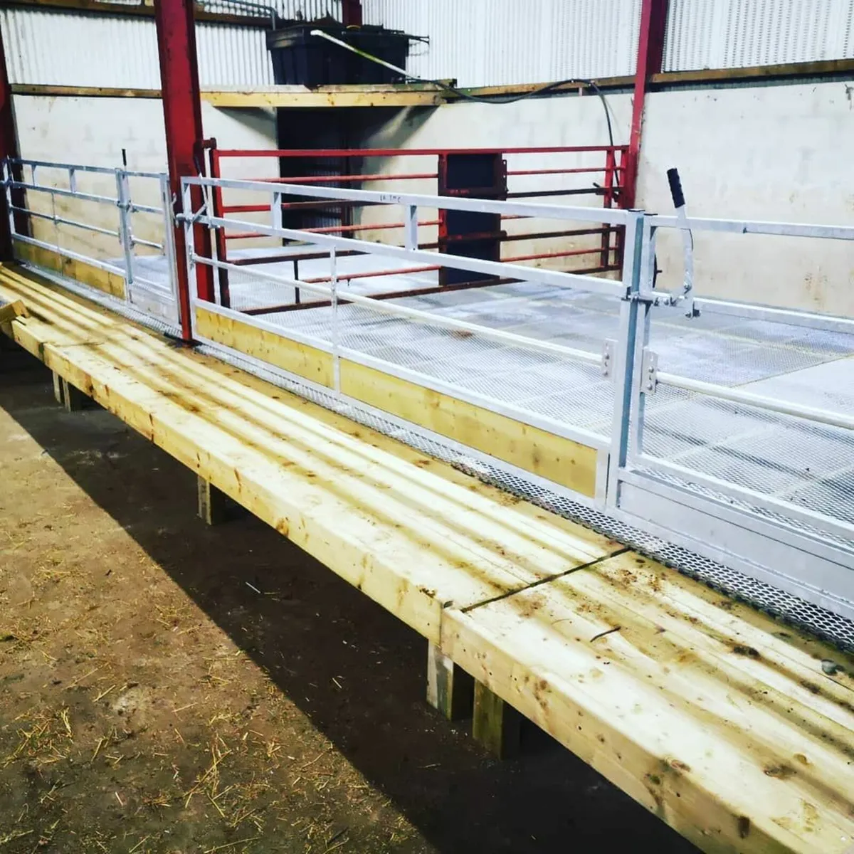 Sheep feeding gates and panels. Leam AGRI - Image 4