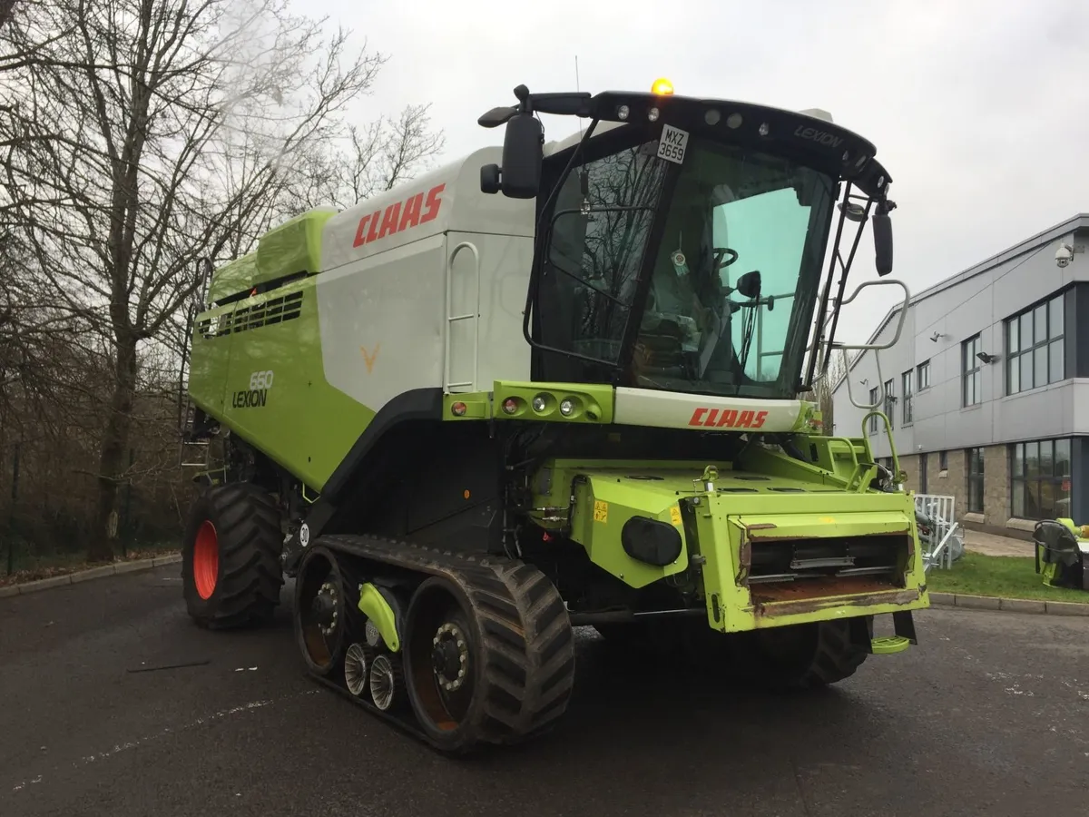 Claas,Massey,John Deere, New Holland combines - Image 3