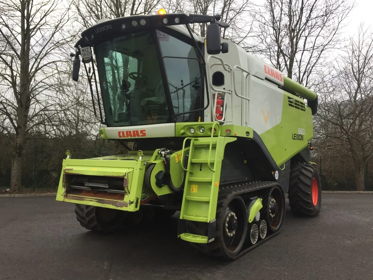 Claas,Massey,John Deere, New Holland combines - Image 4