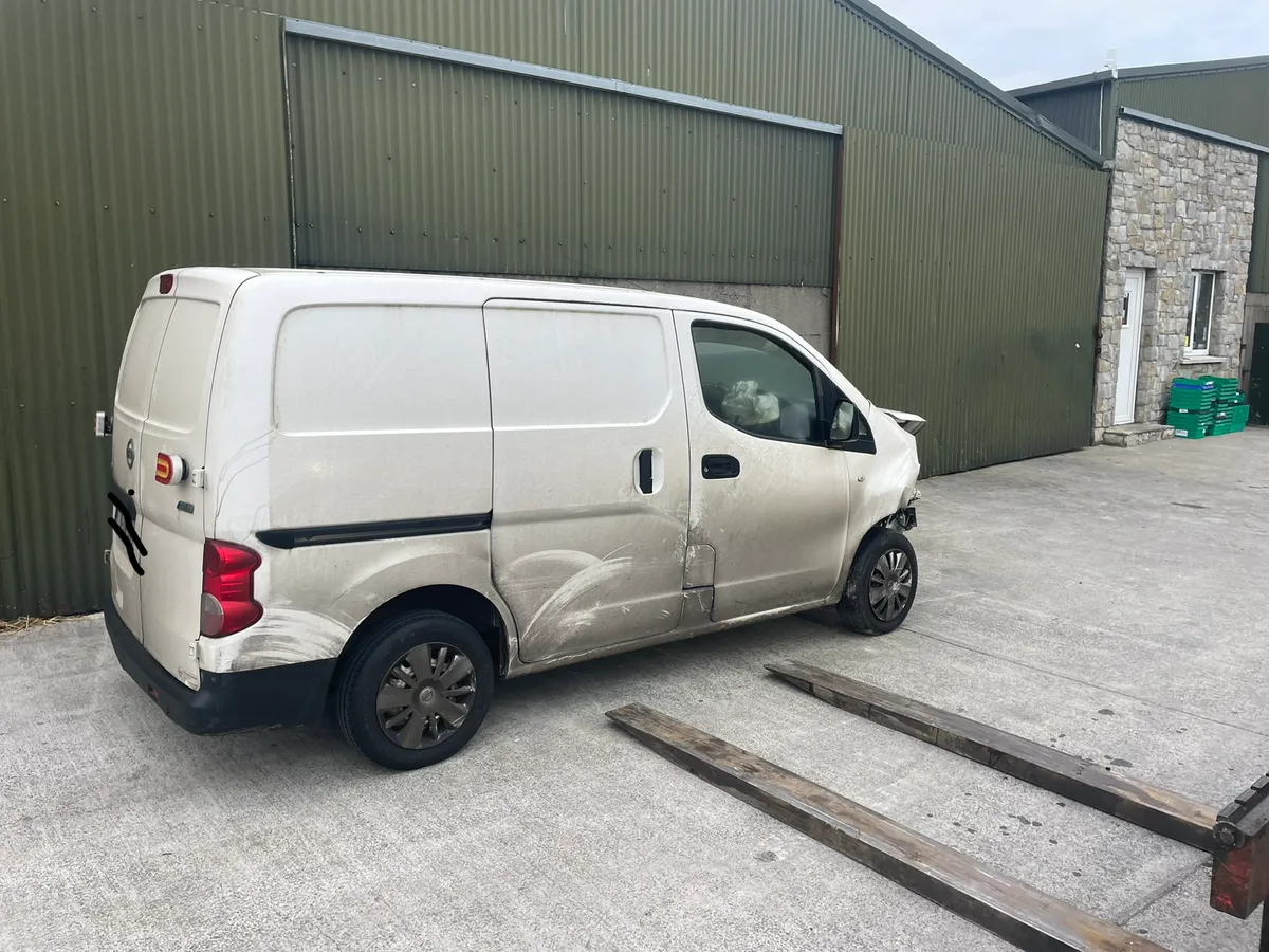 2012 Nissan nv200 1.5 dci for dismantling