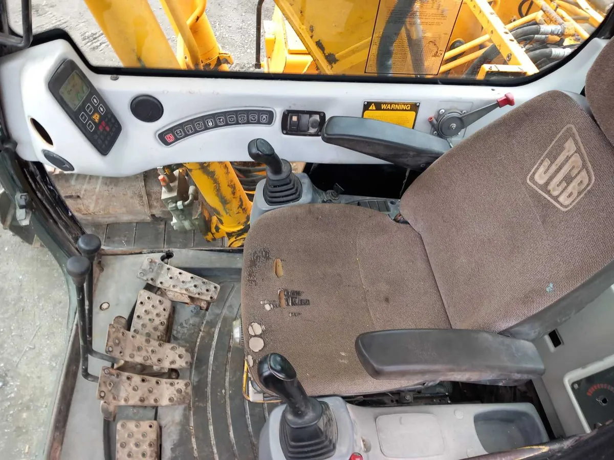 Jcb js160 excavator - Image 4