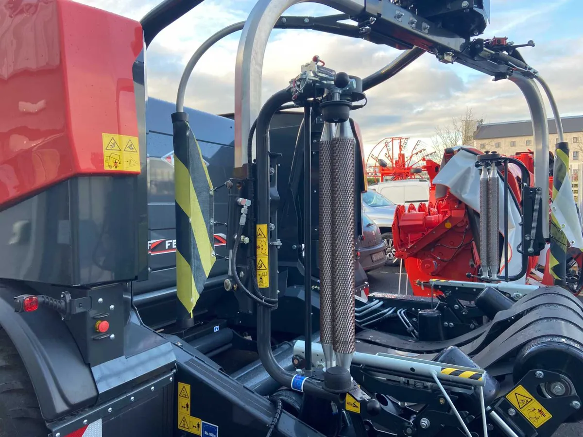 Kuhn FBP 3135 INTELLIWRAP - Image 4