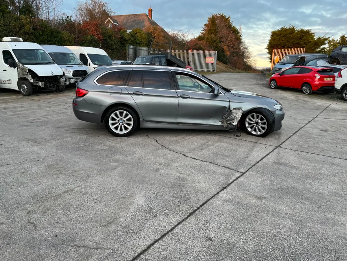 2011 BMW 520 SE 2.0 Auto EST - Image 4