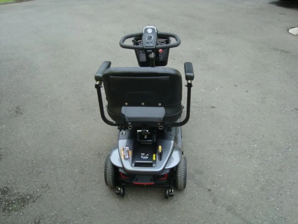 Pride Revo 2 Mobility Scooter - Image 3