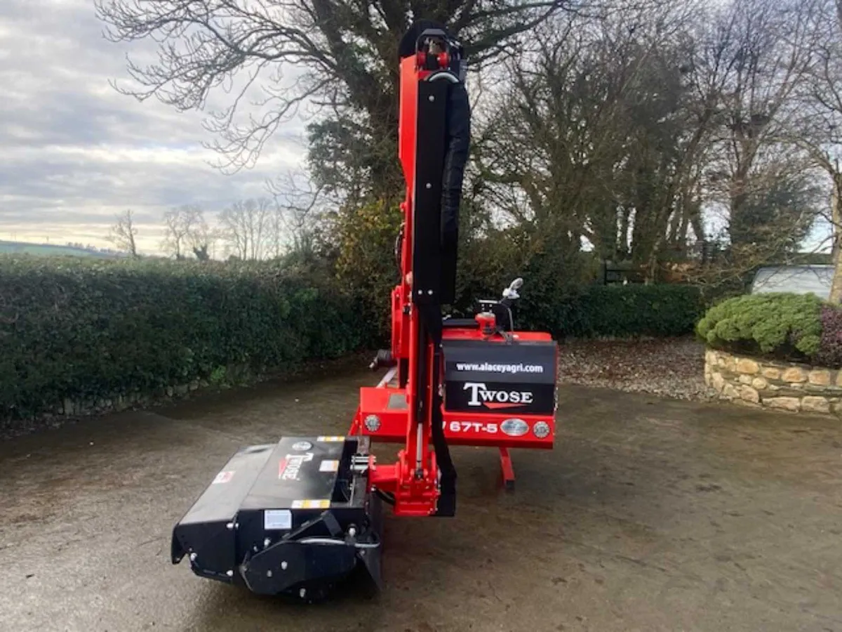 Twose  TW67T-5  Hedge Trimmer - Image 2