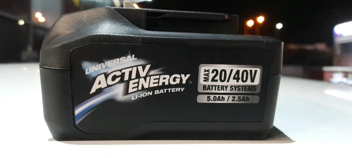 Ferrex 20/40 volt battery x 2 SAVE €30