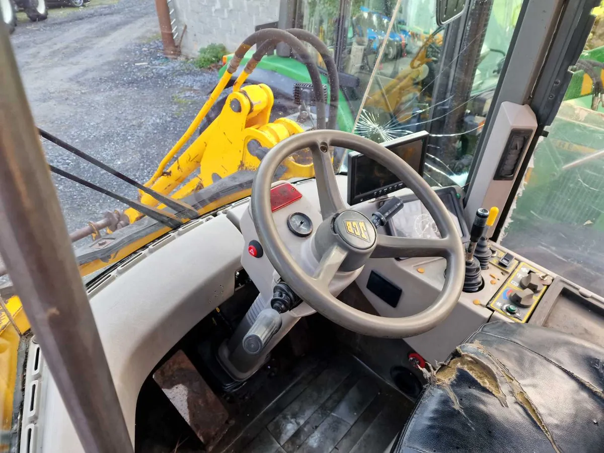 Jcb 411 - Image 3