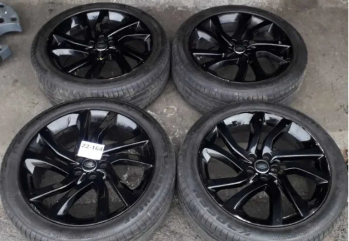 Land Rover Discovery Sport 20 inch Alloy wheels - Image 2