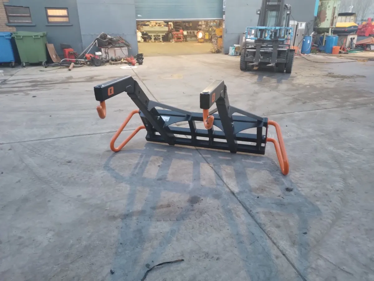 Quickie 1 and 2 Bag Fertilizer lifters in Stock - Image 2