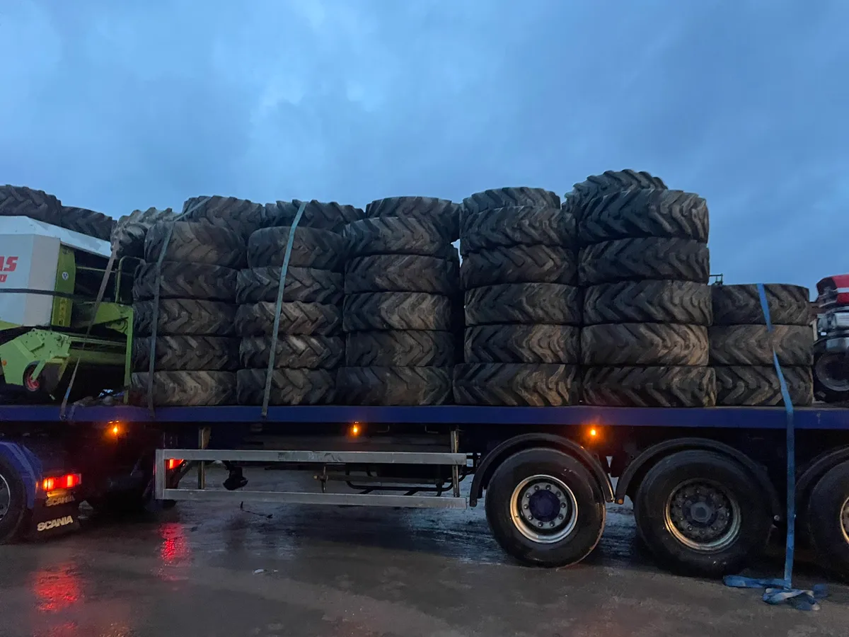 24" teleporter tyres - Image 1