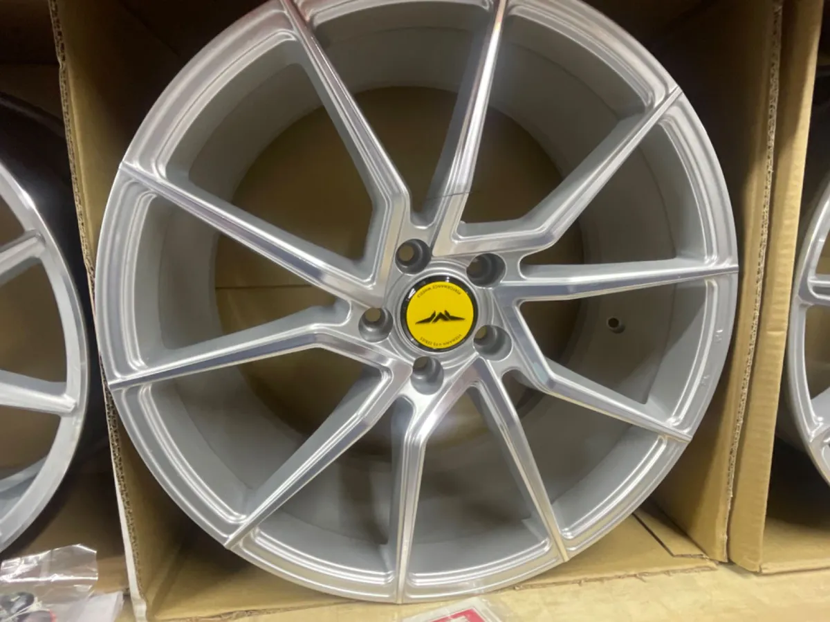 New 18” 5x112 Veemann alloys & tyres