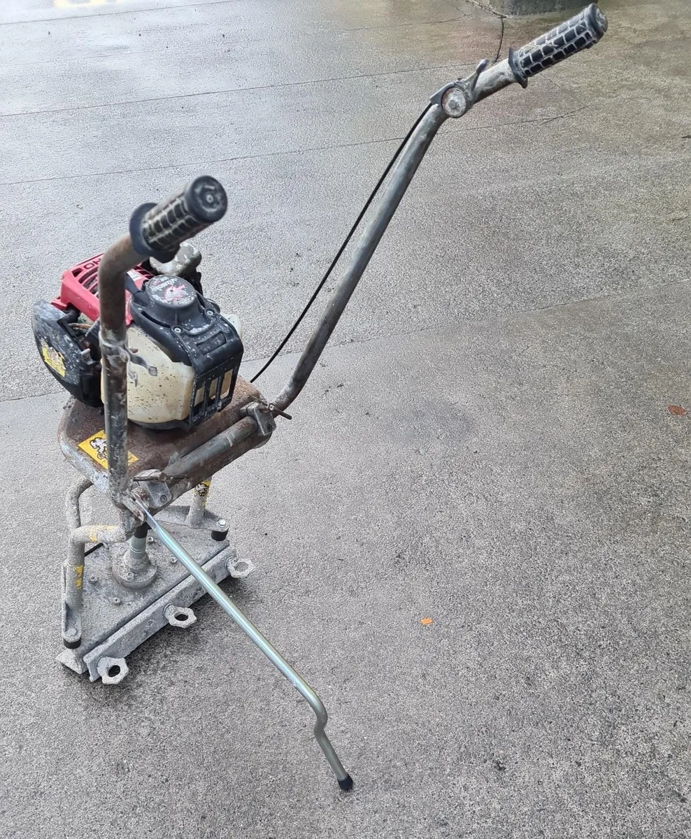 Concrete vibrating screed motor unit - Image 3